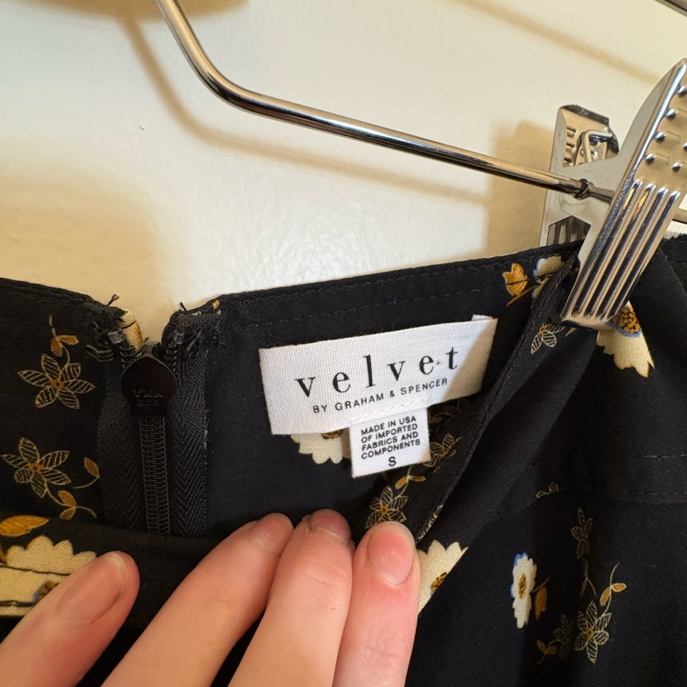 Anthropologie Velvet by Graham & Spencer Floral Midi Skirt - Picture 6 of 7